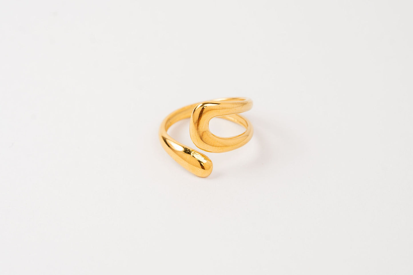 Demi Ring