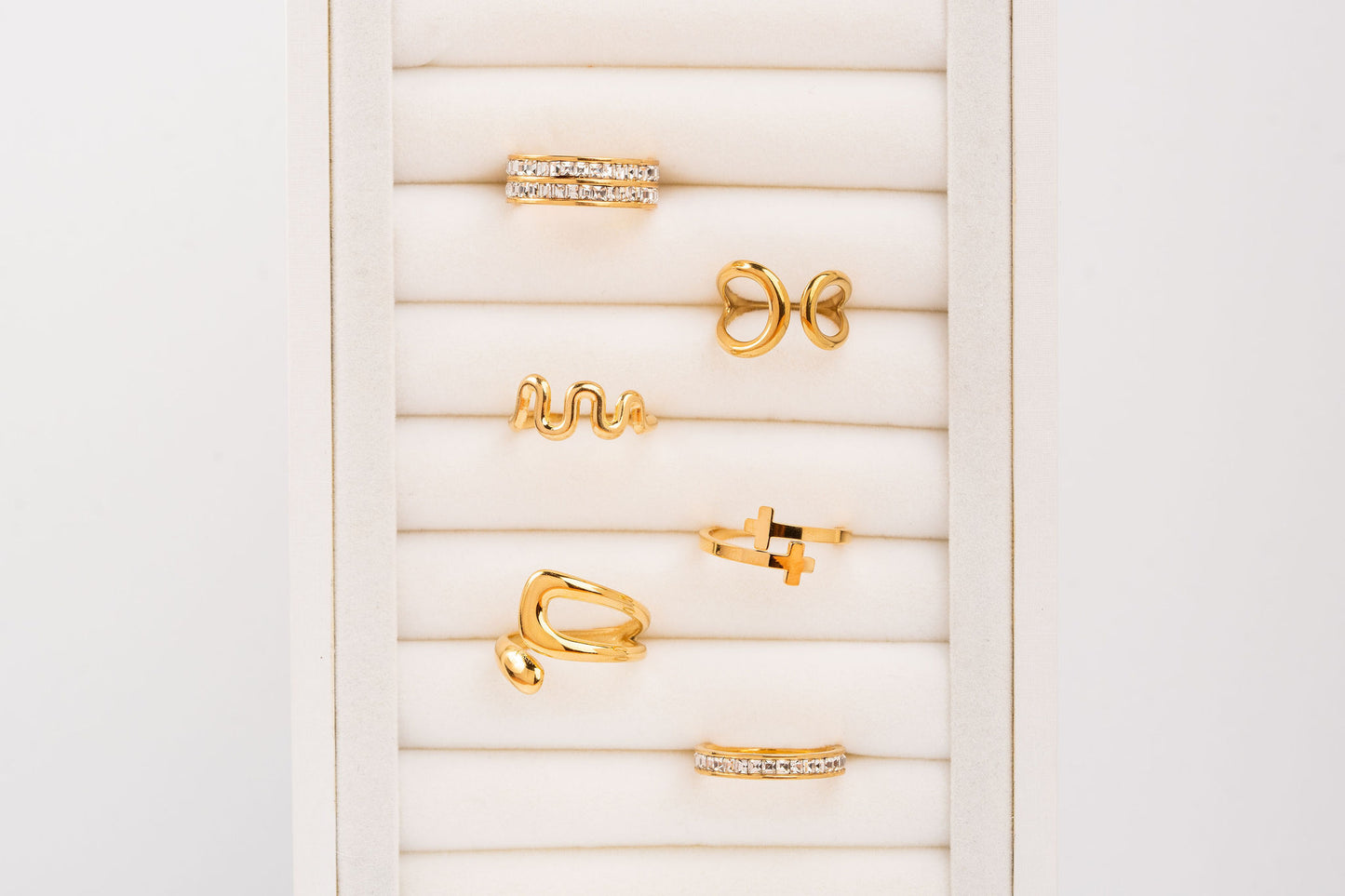 Demi Ring